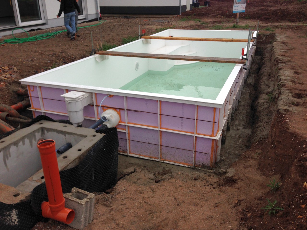 GSA-Schacht gemauert und ...