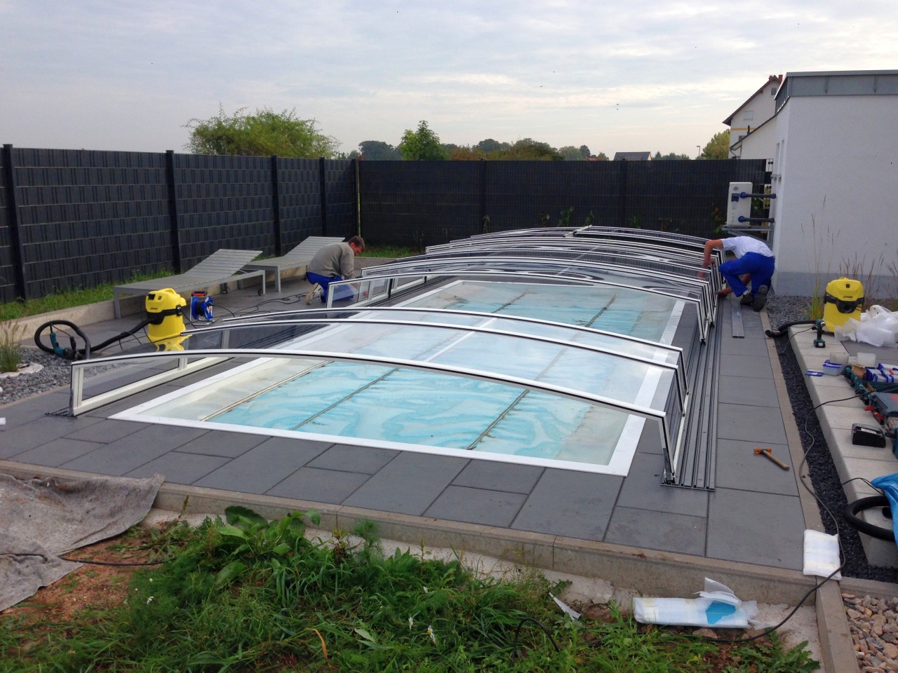 Montage Vöroka Schiebehalle